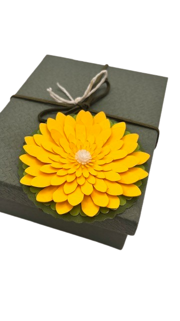 charming chrysanthemum gift tags yellow