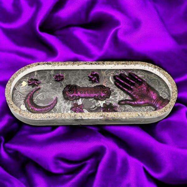 Palm and prophecy tray